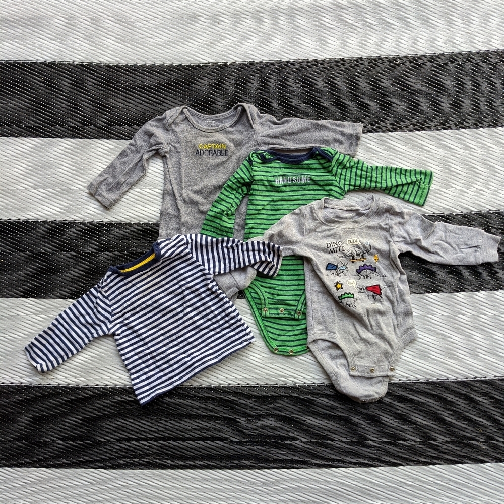 🍁Lot of 4: 12 Mos: 3 Onesies, 1 long sleeve bonus